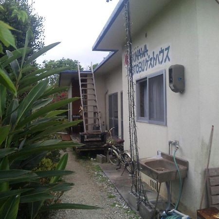Okinawa Motobu Guest House מראה חיצוני תמונה